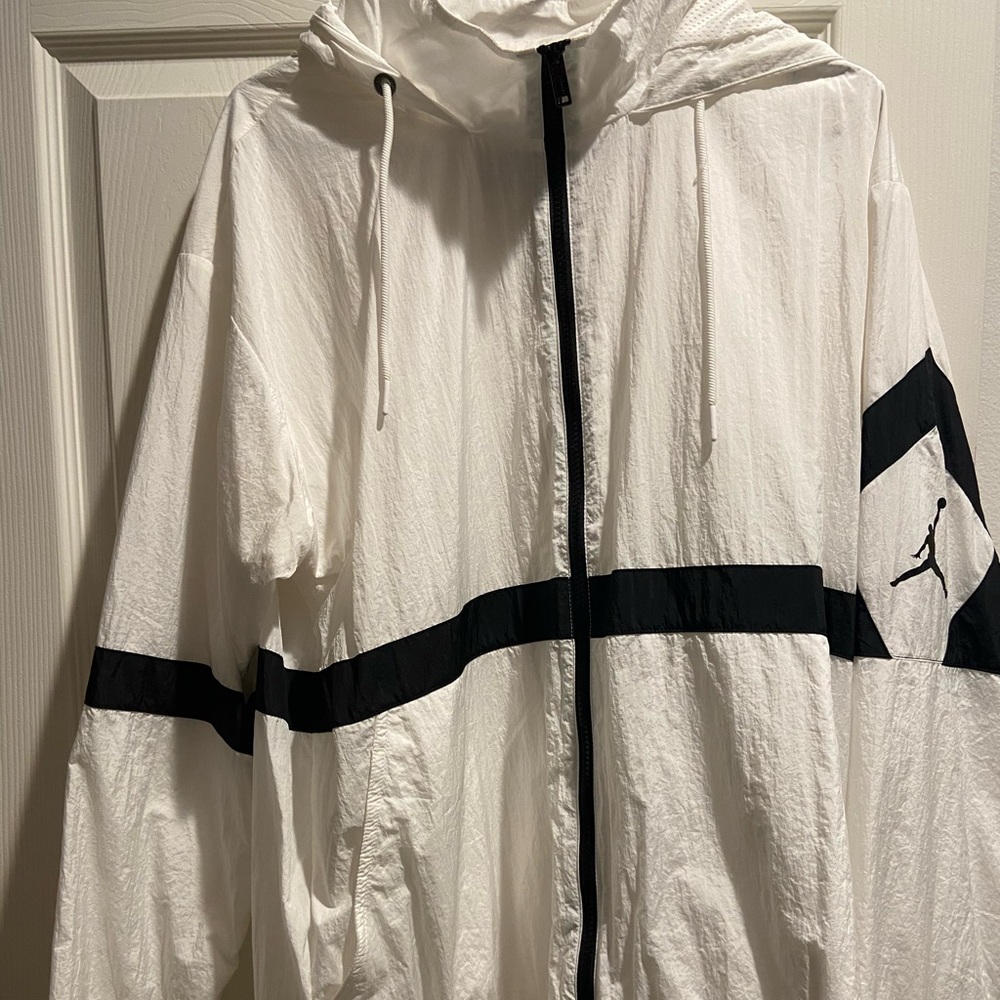 Jordan windbreaker
